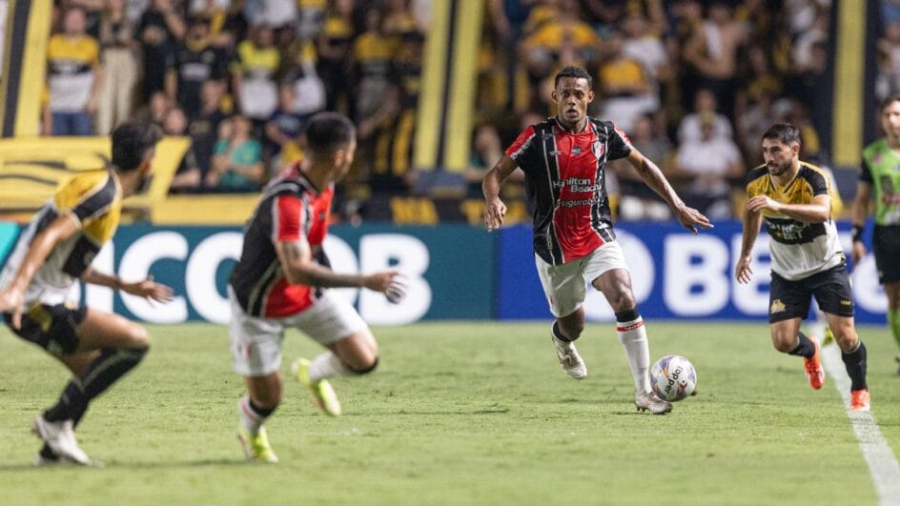 Joinville vence o Criciúma nos pênaltis e se classifica para a semifinal do Catarinense