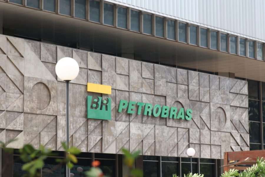 Petrobras reduz preço do querosene de aviação para as distribuidoras em 5,9%