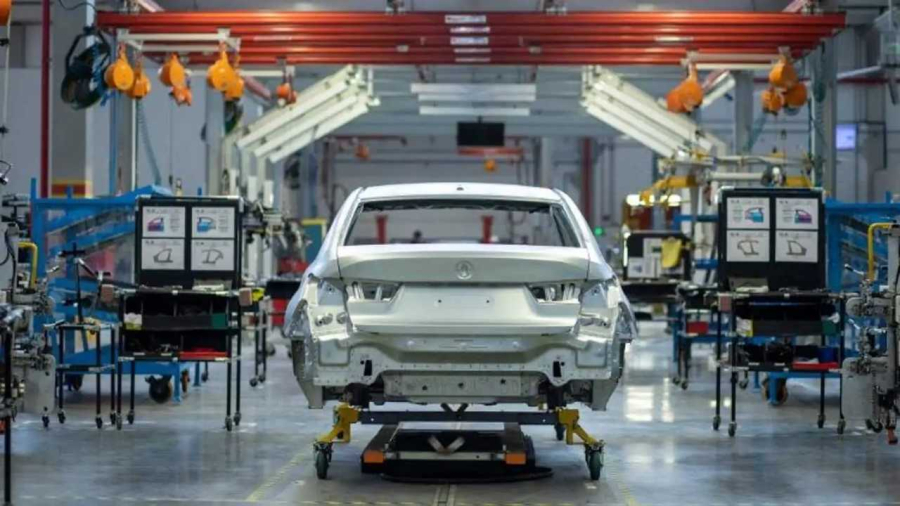 PMI industrial dos EUA avança a 52,7 em fevereiro